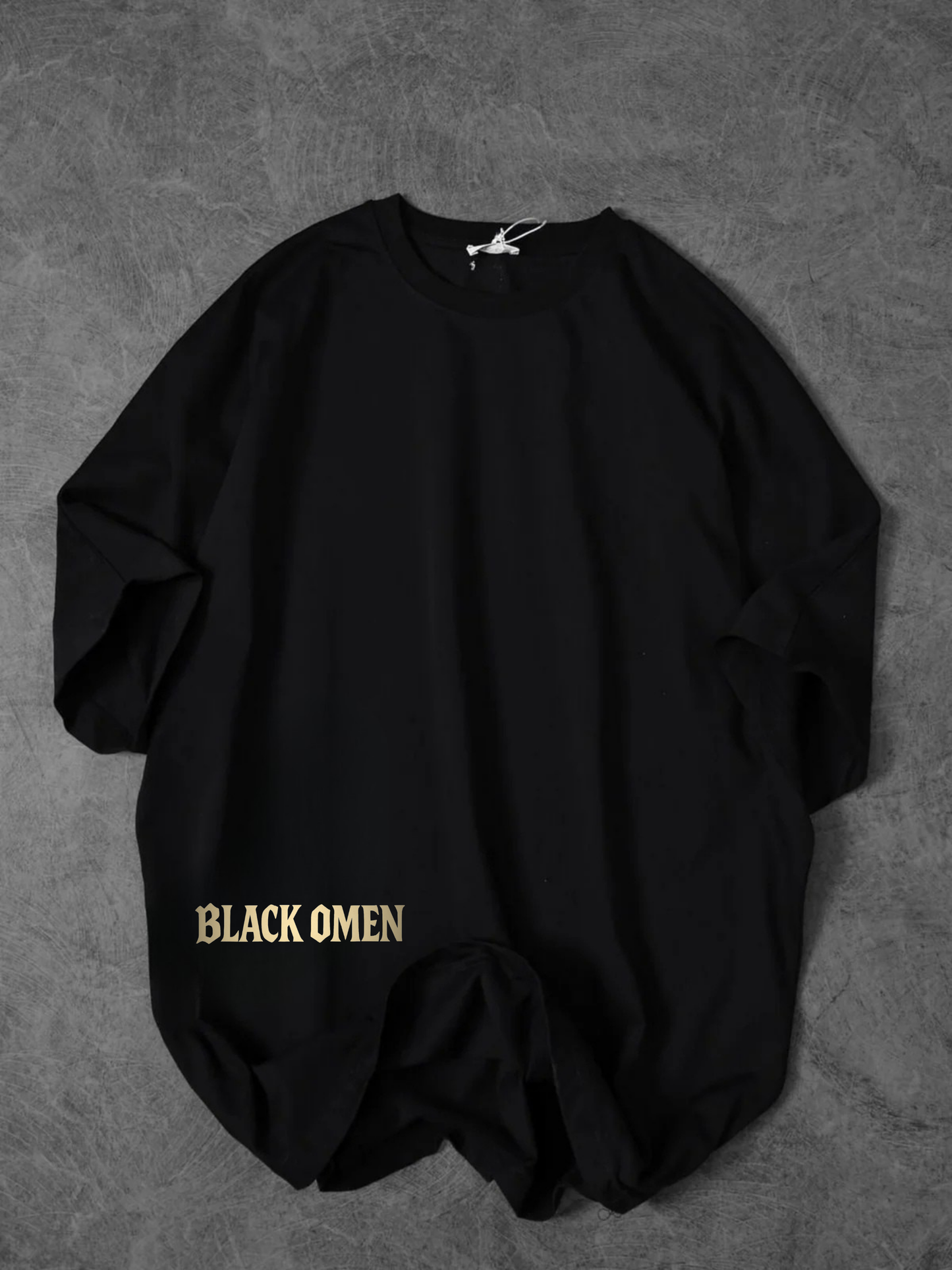 BLACK OMEN OVERSIZED T-SHIRT